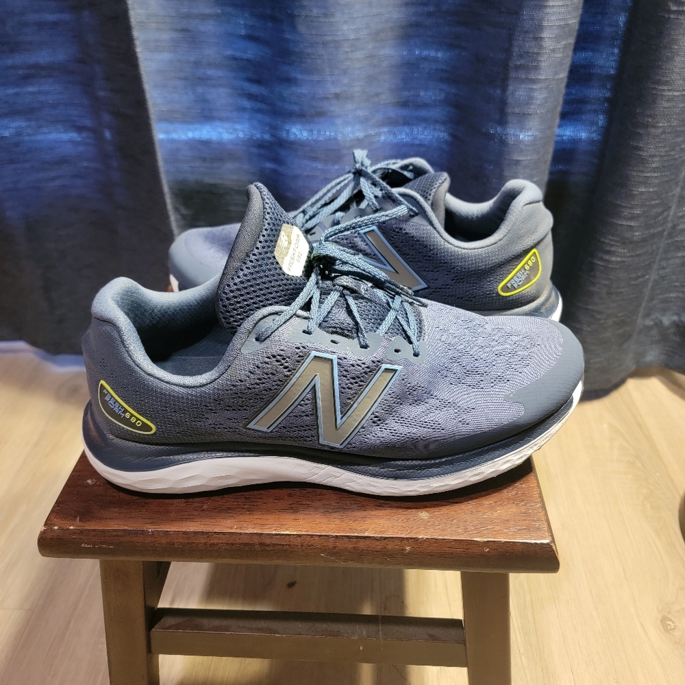 New Balance Fresh Foam 680